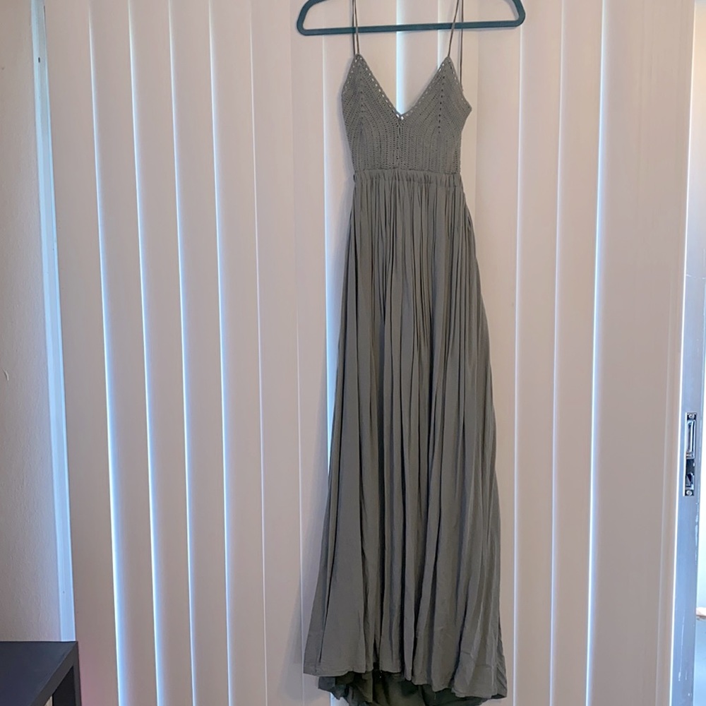 Beautiful summer long dress with open back!